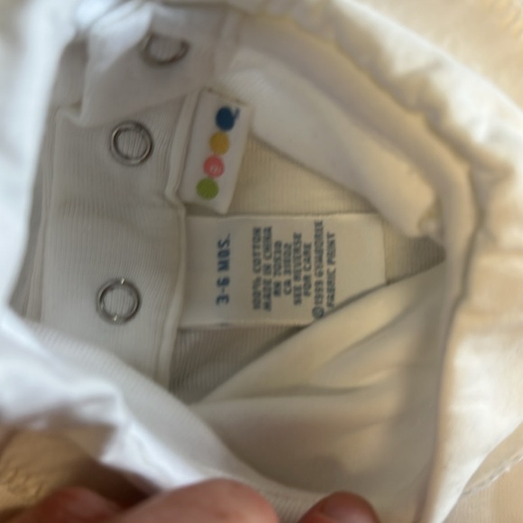Gymboree - Vintage White Long Sleeve Onesie and Blue Jeans with embroidery Set - Picture 3 of 6